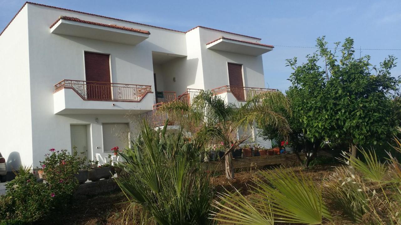 Sole E Fiori Di Sicilia Apartment Valderice Exterior photo